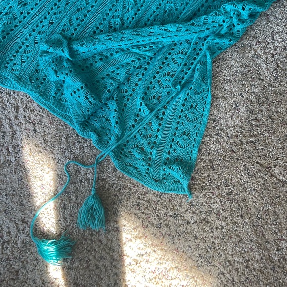 Swim coverup - Picture 4 of 4